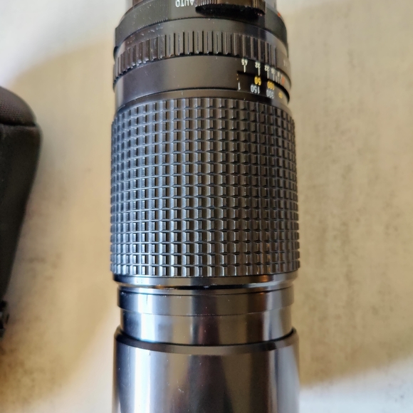 PENTAX 6X7 MEDIUM FORMAT CAMERA 120 FILM 2 LENSES, 2 VIEWFINDERS, AND MORE. MINT - Picture 9 of 12